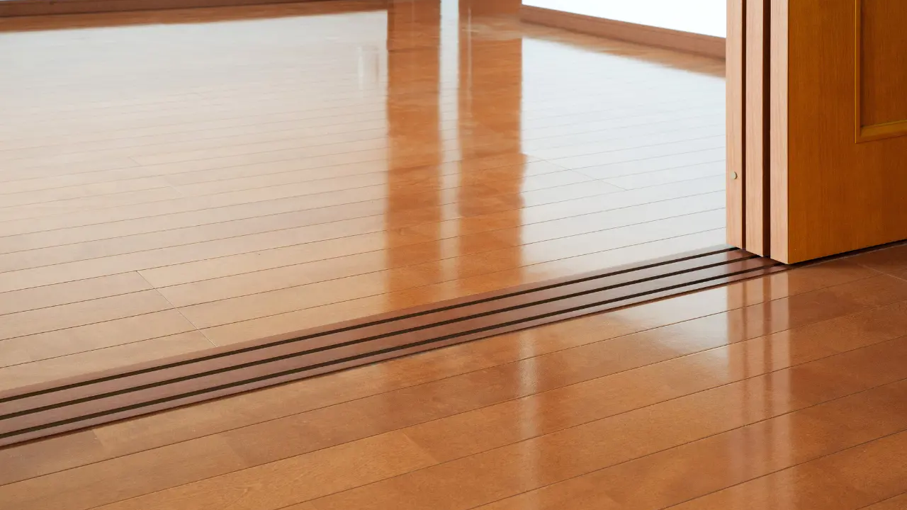 フローリング・敷居撤去・段差解消の施工例1